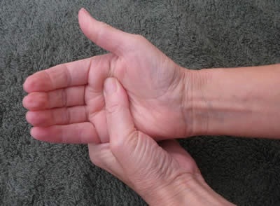 Reflexology diaphragm rocking technique