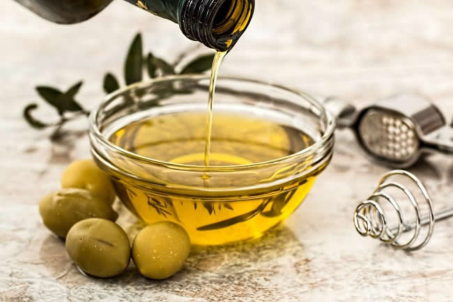 Figure 3 Olives and Olive Oil