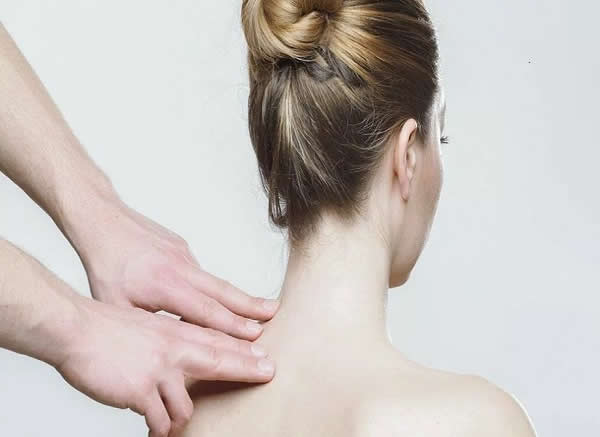 What is Chiropractic Massage Therapy Photo