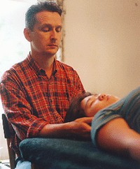 By detecting disturbances in the Craniosacral motion the threrapist is able to identify areas of restriction and trauma